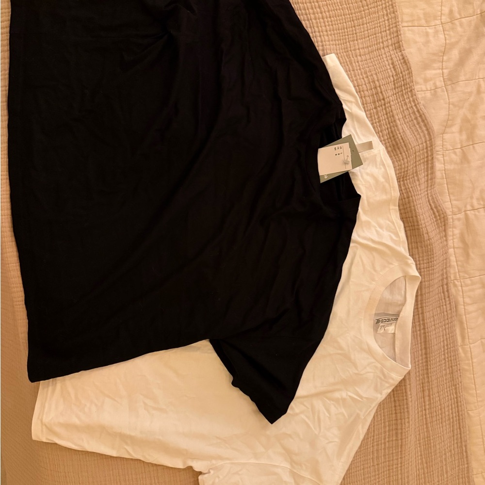 HM Black and White T-Shirts set